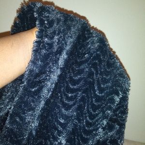 Women's scarf